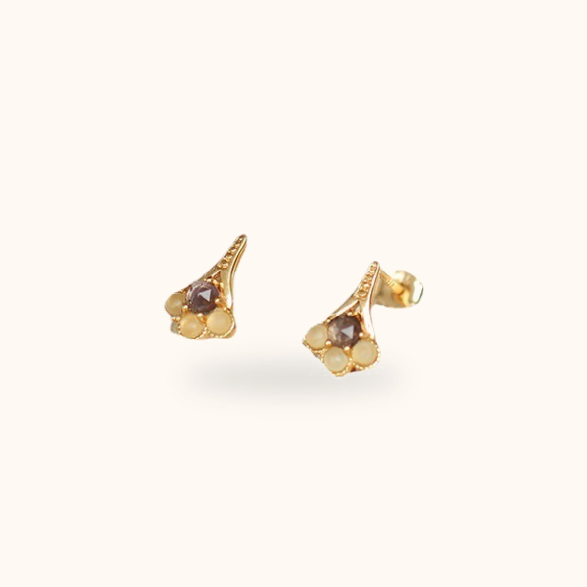 Amethyst Fan Studs